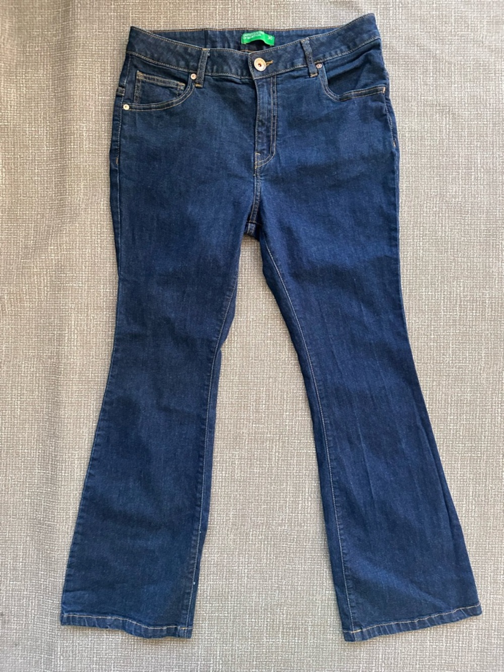 United Colors of Benetton Women’s Jeans Size 30 Dark Wash Bootcut Stretch Denim